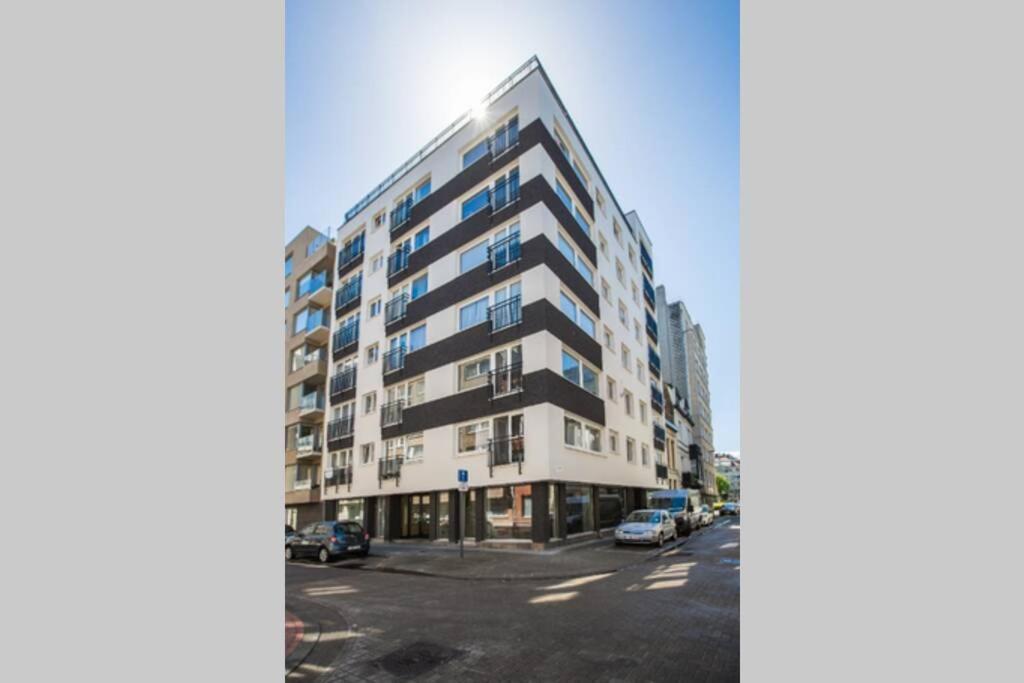 Luxury 3 Bedroom Apartment On The Top Floor With Panoramic View أوستيند المظهر الخارجي الصورة